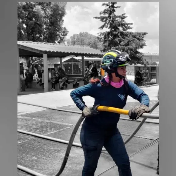 Servicio de Limpieza y Personalización de Casco